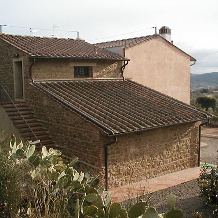 מונטלופו פיורנטינו Francesca Apartment מראה חיצוני תמונה