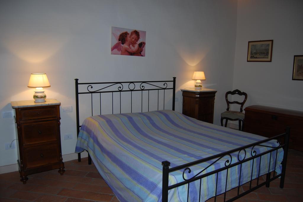 מונטלופו פיורנטינו Francesca Apartment מראה חיצוני תמונה