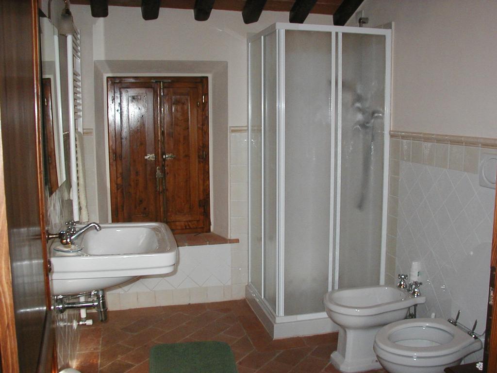 מונטלופו פיורנטינו Francesca Apartment מראה חיצוני תמונה